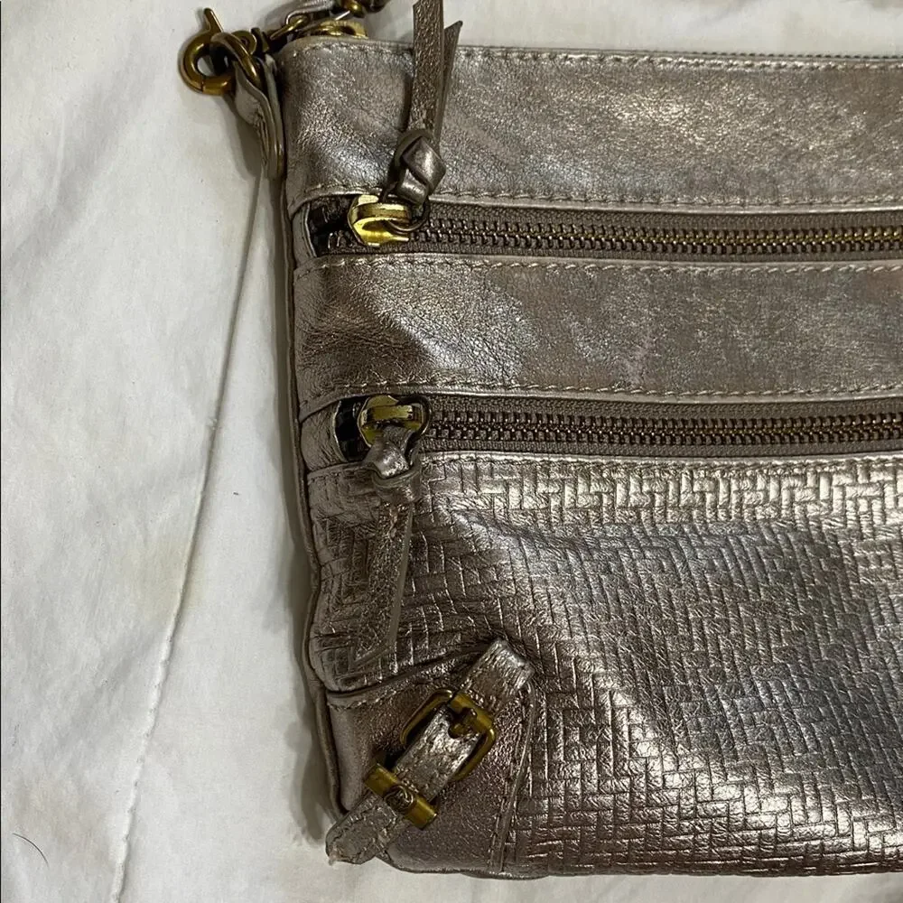 Elliott Lucca Crossbody Metallic Leather Bag Zipper 10x7x1.5 Adjustable Drop